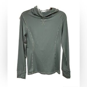 Fabletics thin hoodie in teal green long sleeved w/thumb holes. Zip back/cuff KK